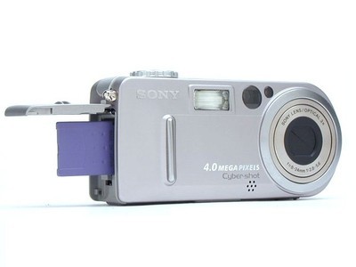 經(jīng)典回顧 索尼DSC-P9數(shù)碼相機產(chǎn)品圖賞與技術(shù)解析