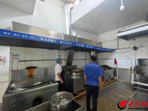 金鄉縣綜合行政執法局全面開展餐飲油煙治理行動，提升酒店環境管理水平